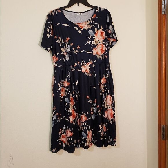 Blue time Floral Short sleeve dress - Picture 1 of 4